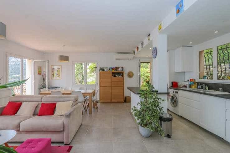 House in Cap Martin, Provence-Alpes-Cote d'Azur 10836353