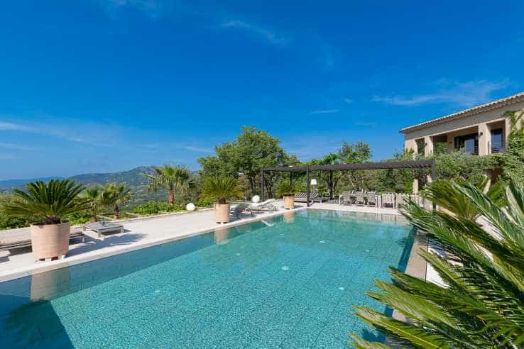 Rumah di La Garde-Freinet, Provence-Alpes-Côte d'Azur 10836372