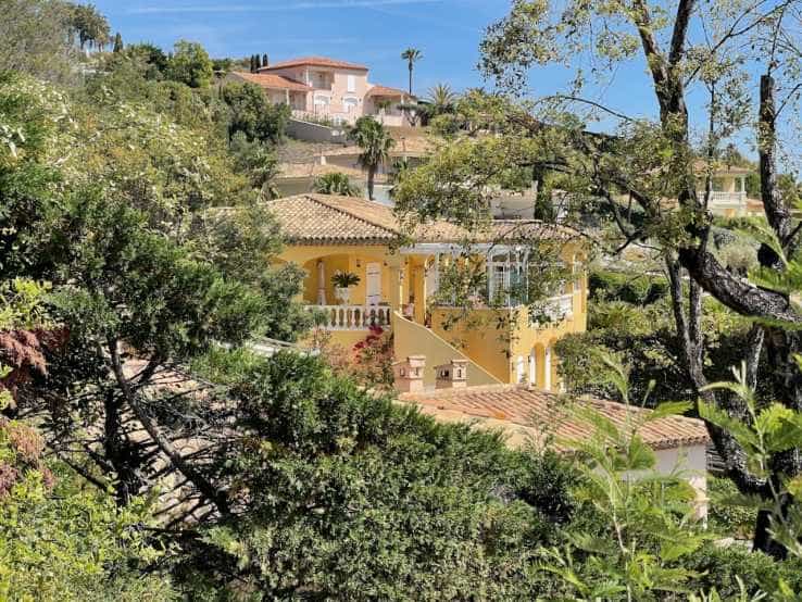casa no Sainte Maxime, Provença-Alpes-Costa Azul 10836396