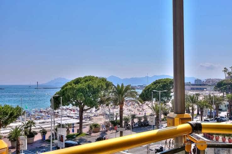 公寓 在 Cannes, Provence-Alpes-Côte d'Azur 10836484