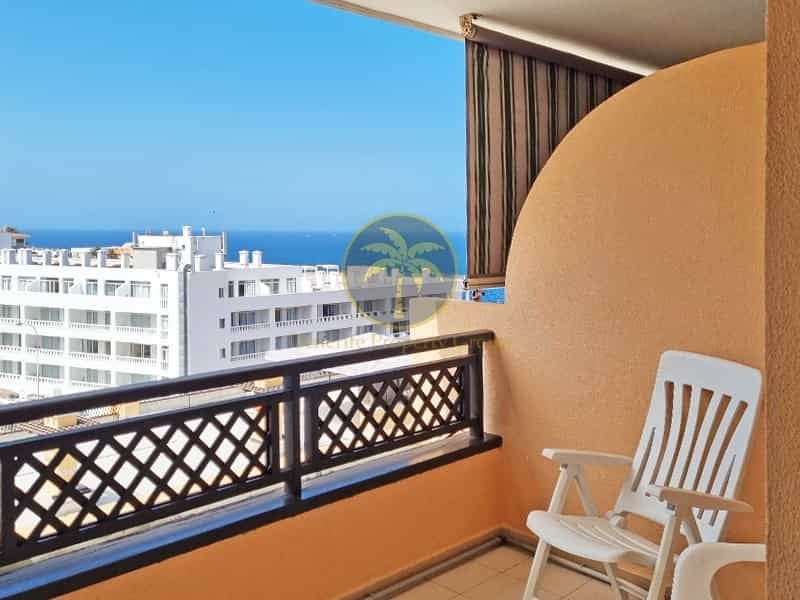 公寓 在 Puerto de Santiago, Canarias 10836817