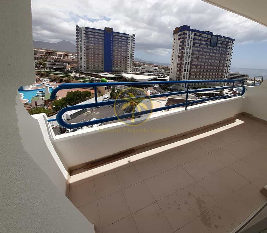 Condominium dans Adeje, Canarias 10836864