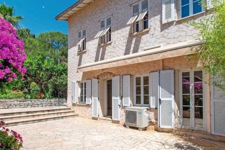 rumah dalam Saint-Jean-Cap-Ferrat, Provence-Alpes-Côte d'Azur 10836918