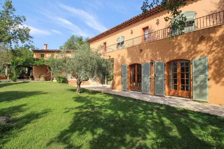Rumah di Callian, Provence-Alpes-Cote d'Azur 10836959
