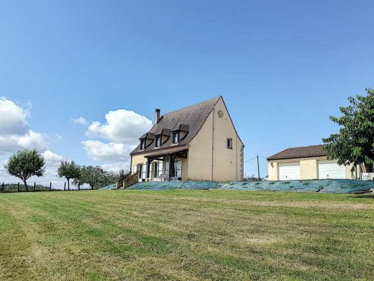 House in Mouzens, Nouvelle-Aquitaine 10837051