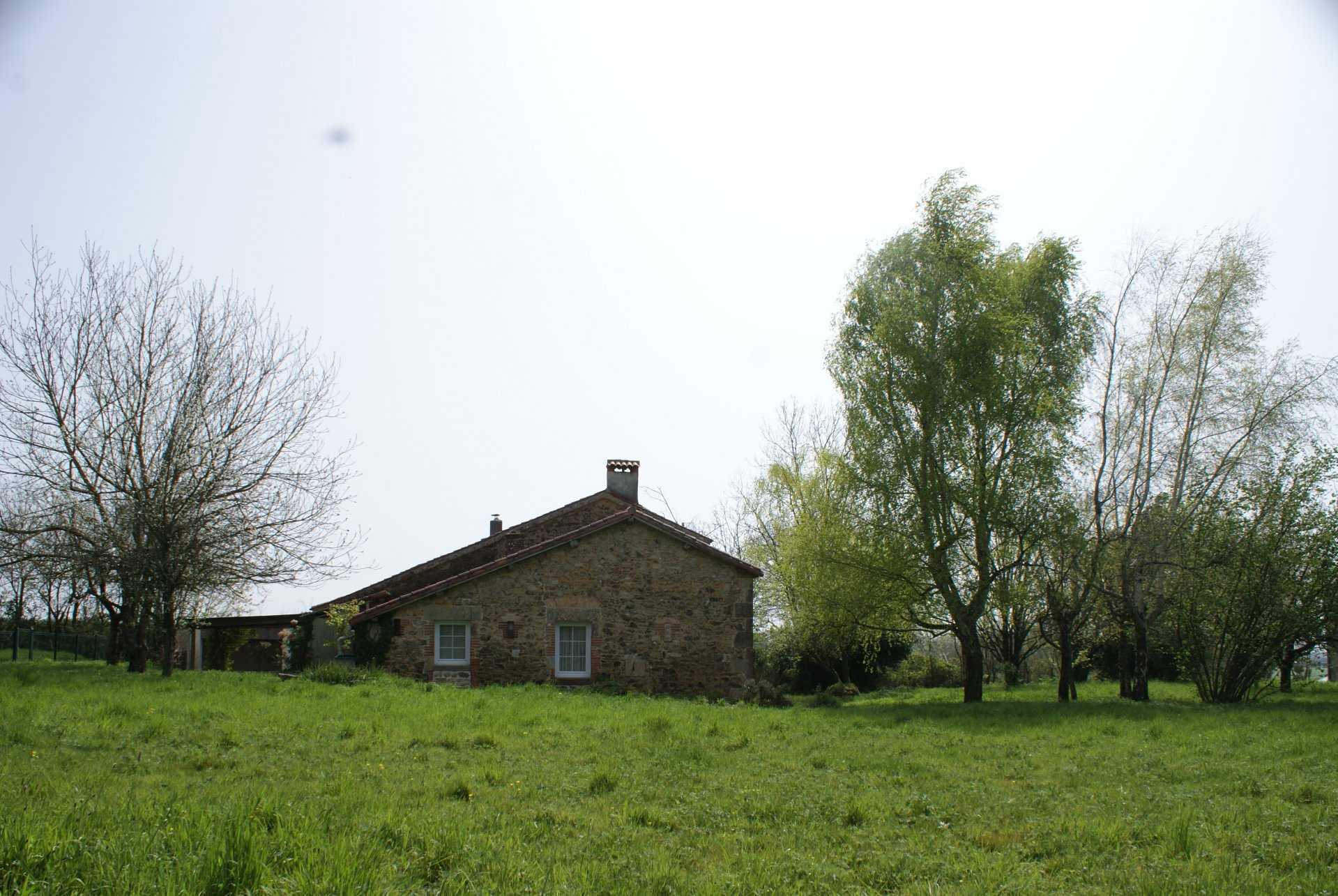 casa no Foussais-Payré, País do Loire 10837071