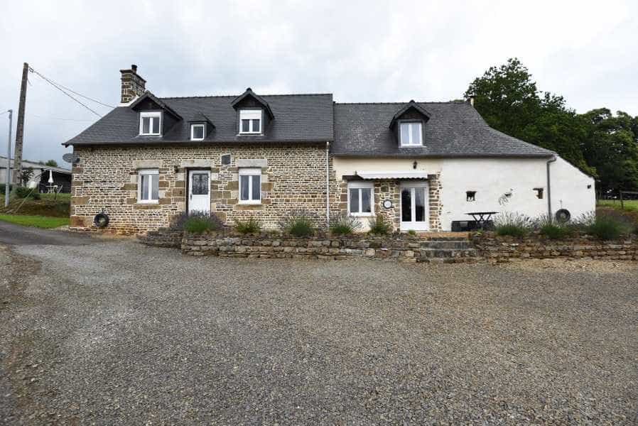 Casa nel La Ferrière-aux-Étangs, Normandie 10837076