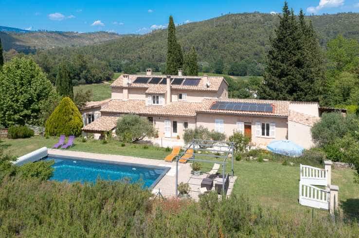 House in Correns, Provence-Alpes-Cote d'Azur 10837102