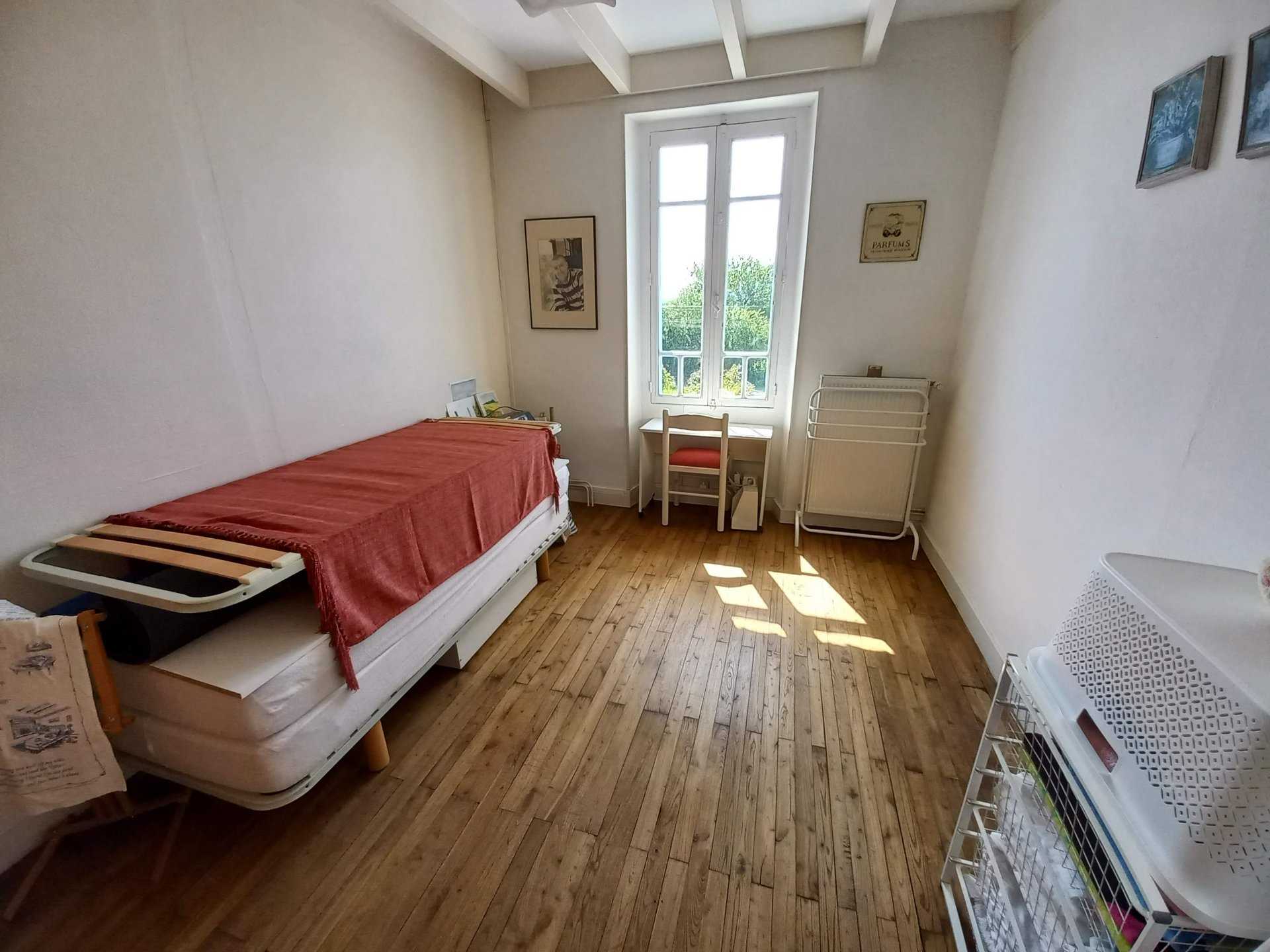 σπίτι σε Saint-Front, Nouvelle-Aquitaine 10837302