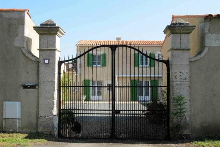 House in La Rochelle, Nouvelle-Aquitaine 10837317