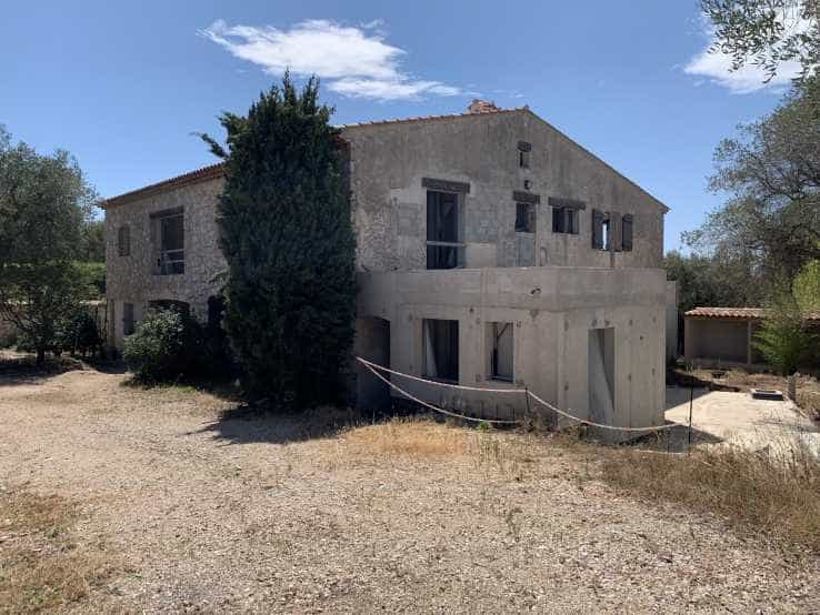 House in Villefranche-sur-Mer, Provence-Alpes-Cote d'Azur 10837352