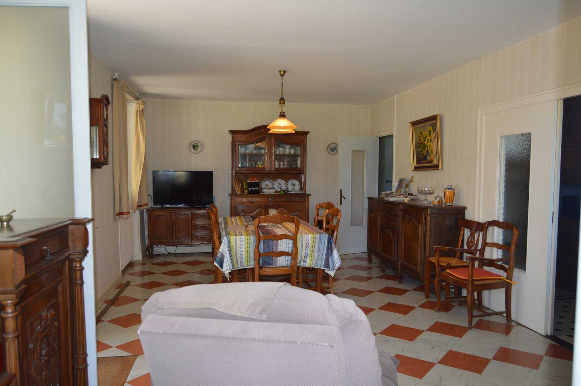 σπίτι σε Condac, Nouvelle-Aquitaine 10837370