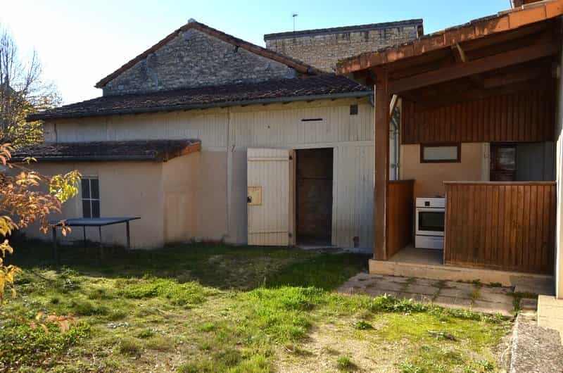 Hus i Bernac, Nouvelle-Aquitaine 10837415