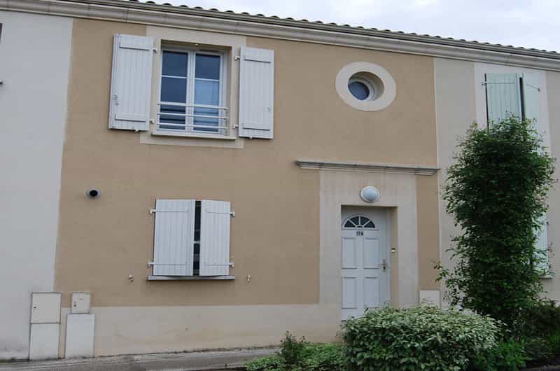 Huis in Bernac, Nouvelle-Aquitanië 10837460