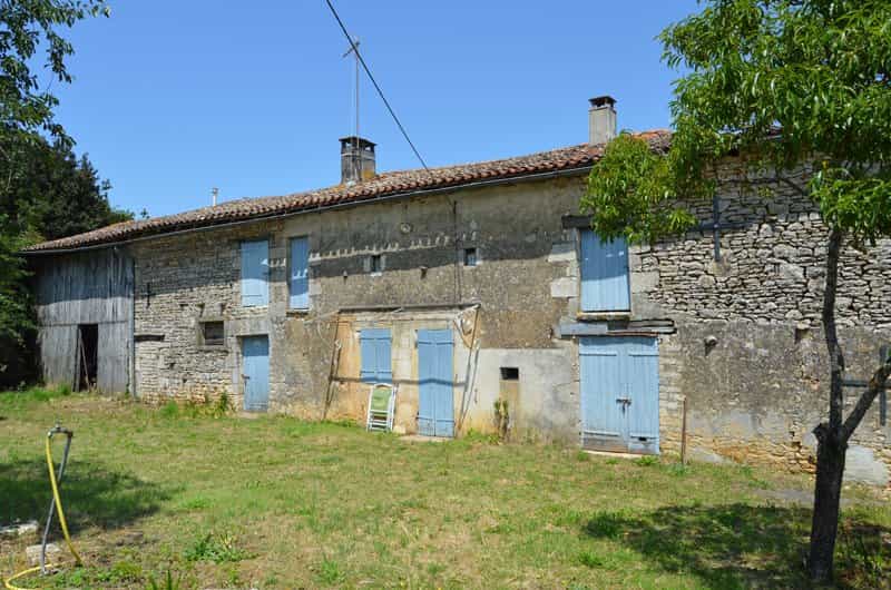 Ejerlejlighed i Saint-Martin-du-Clocher, Nouvelle-Aquitaine 10837486