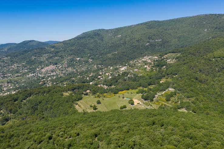 Hus i Seillans, Provence-Alpes-Cote d'Azur 10837505