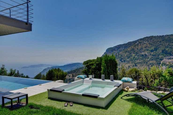Rumah di La Turbie, Provence-Alpes-Cote d'Azur 10837507