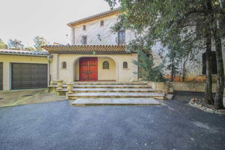 Будинок в L'Istre, Provence-Alpes-Cote d'Azur 10837558