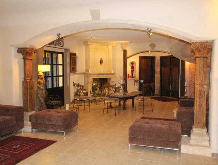 House in L'Istre, Provence-Alpes-Cote d'Azur 10837558