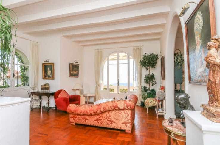 Rumah di Bagus, Provence-Alpes-Cote d'Azur 10837632