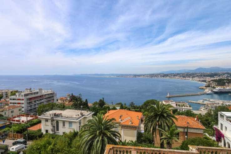 House in Nice, Provence-Alpes-Cote d'Azur 10837704