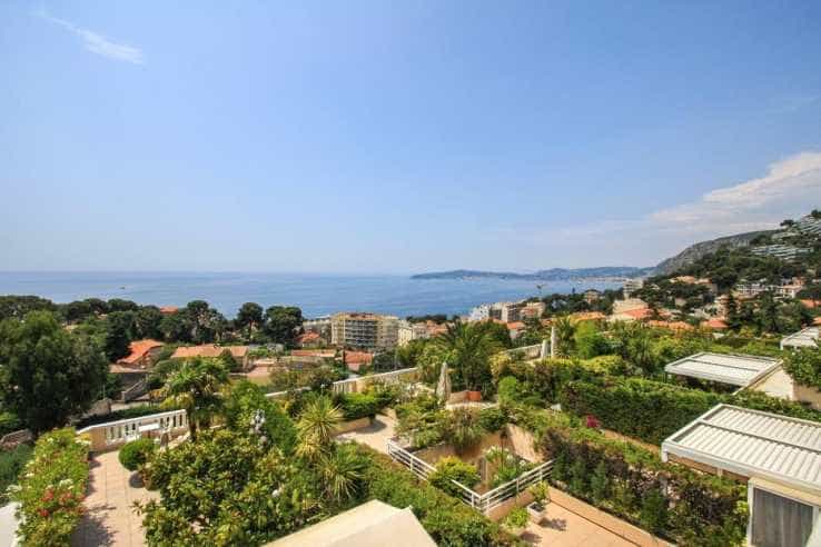 Condominium in Cap-d'Ail, Provence-Alpes-Cote d'Azur 10837710