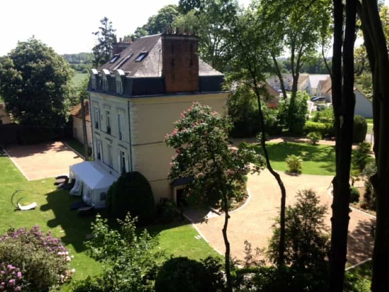 House in Le Mans, Pays de la Loire 10837737