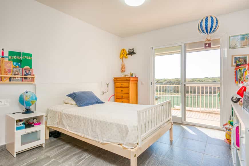 公寓 在 Cala Llonga, Illes Balears 10837952