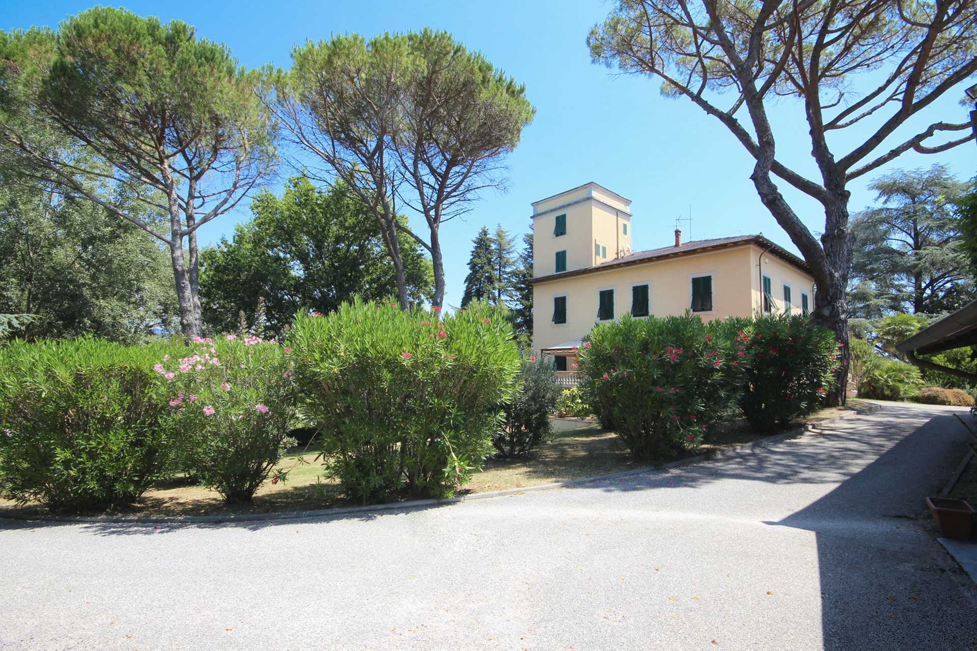 Rumah di Sant'Anna, Toskana 10838428