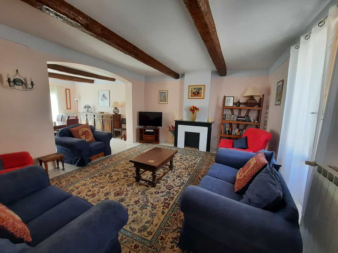 Casa nel Lamalou-les-Bains, Occitanie 10838568