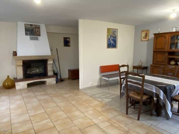 rumah dalam Condac, Nouvelle-Aquitaine 10839403