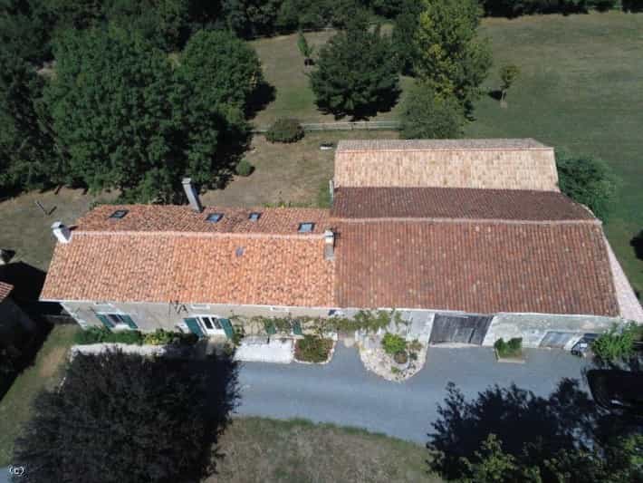 Casa nel Lizant, Nouvelle-Aquitaine 10839463