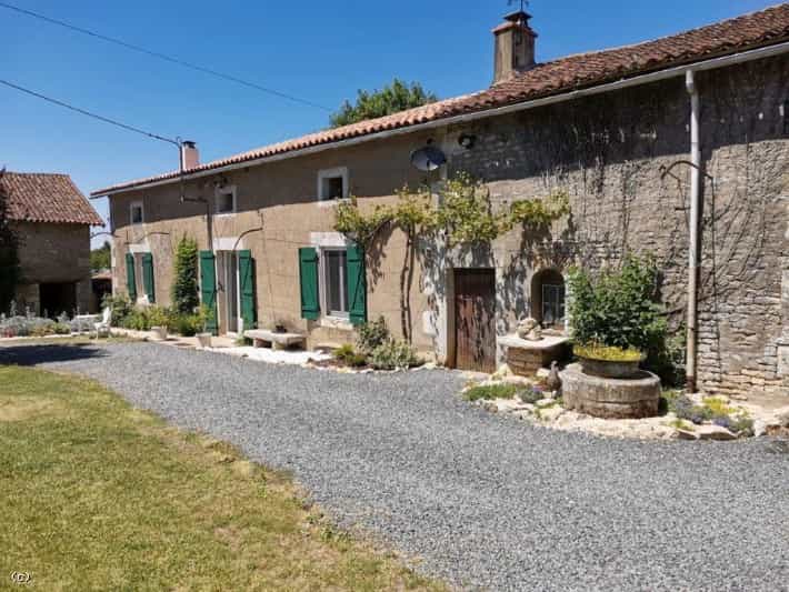 Casa nel Lizant, Nouvelle-Aquitaine 10839463