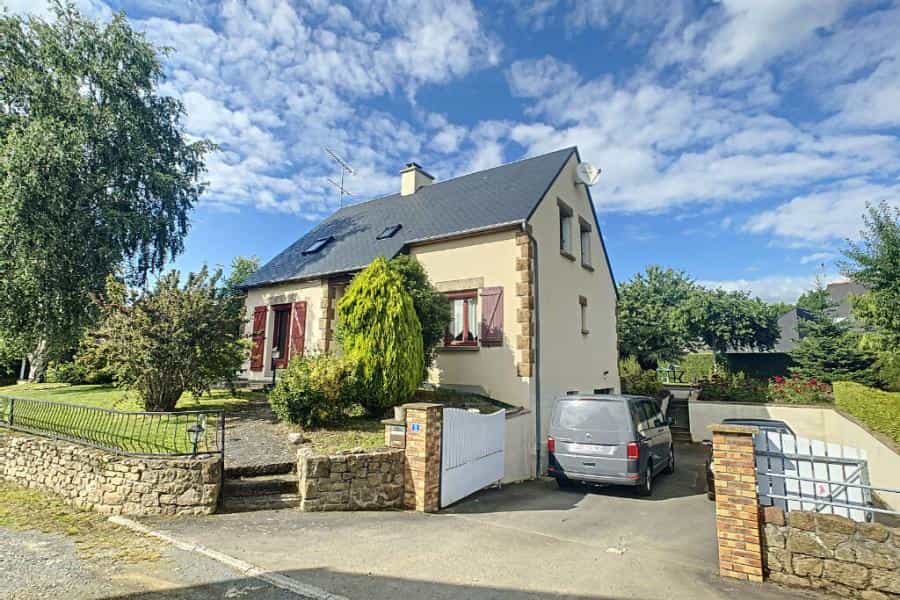 House in Ponts, Normandie 10839604