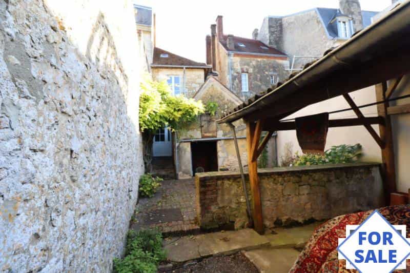 жилой дом в Вонуаз, Нормандия 10839627