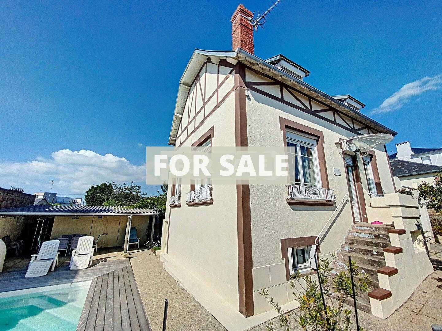 Haus im Donville-les-Bains, Normandie 10840188