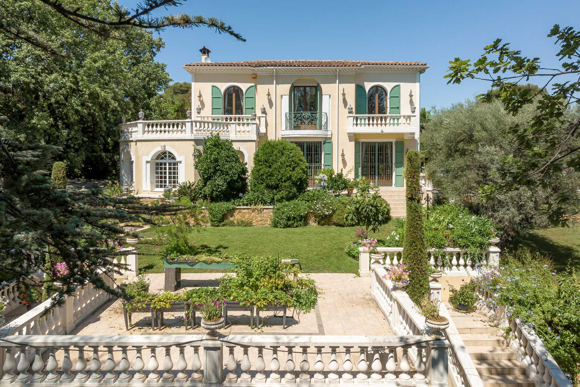 Haus im Bastide Giraud, Provence-Alpes-Côte d'Azur 10840254