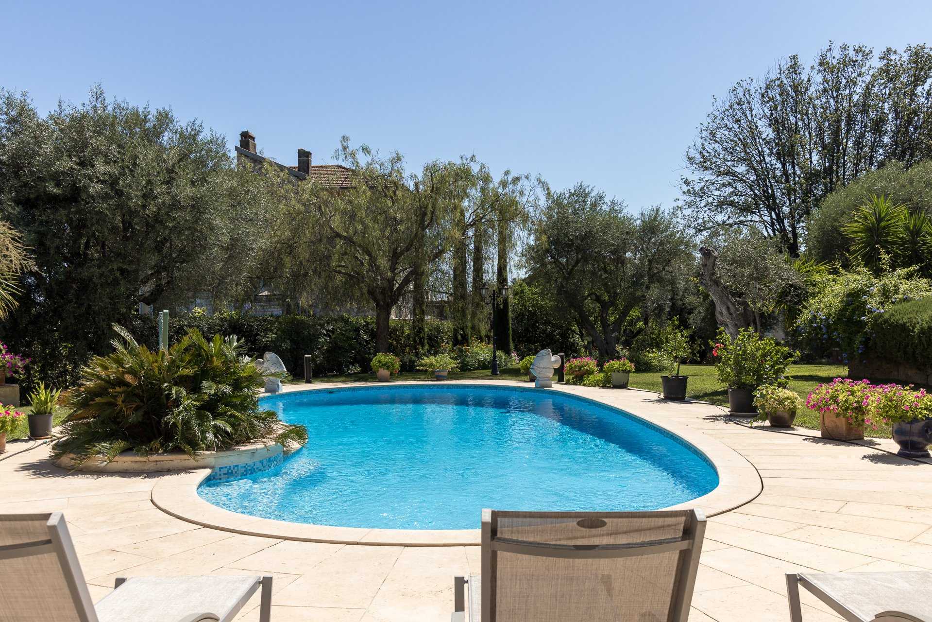 House in Bastide Giraud, Provence-Alpes-Cote d'Azur 10840254