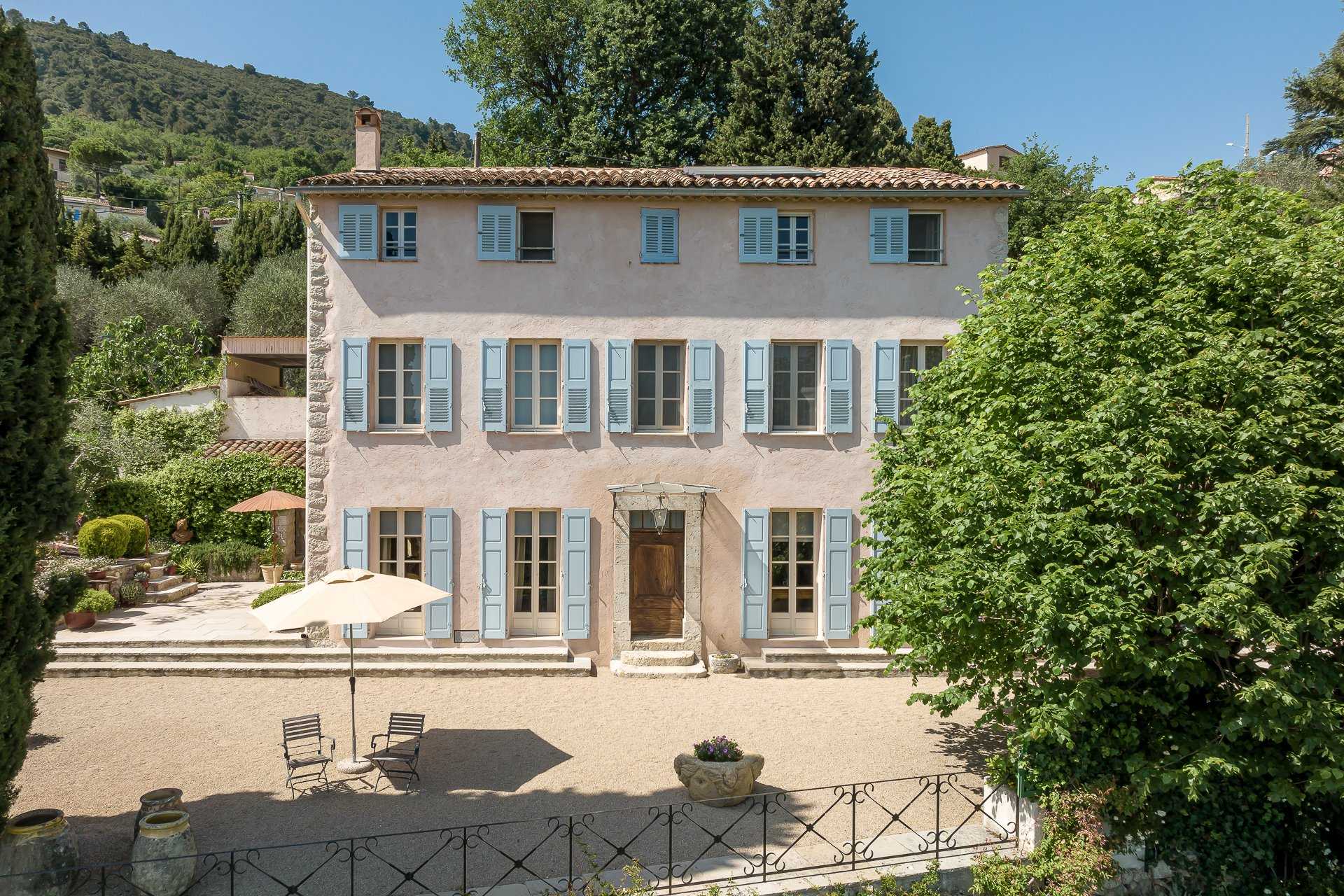 Hus i Le Tignet, Provence-Alpes-Cote d'Azur 10840277