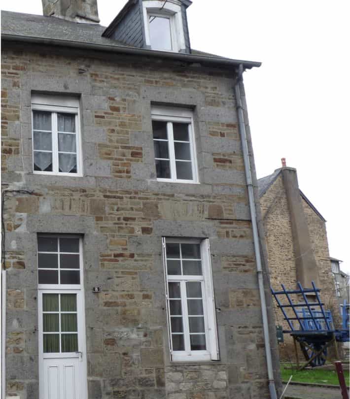 Hus i Couterne, Normandie 10840297