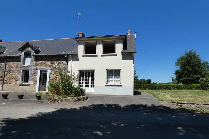 House in La Chapelle-Gaceline, Bretagne 10840308