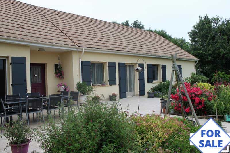σπίτι σε Vaunoise, Normandie 10840381