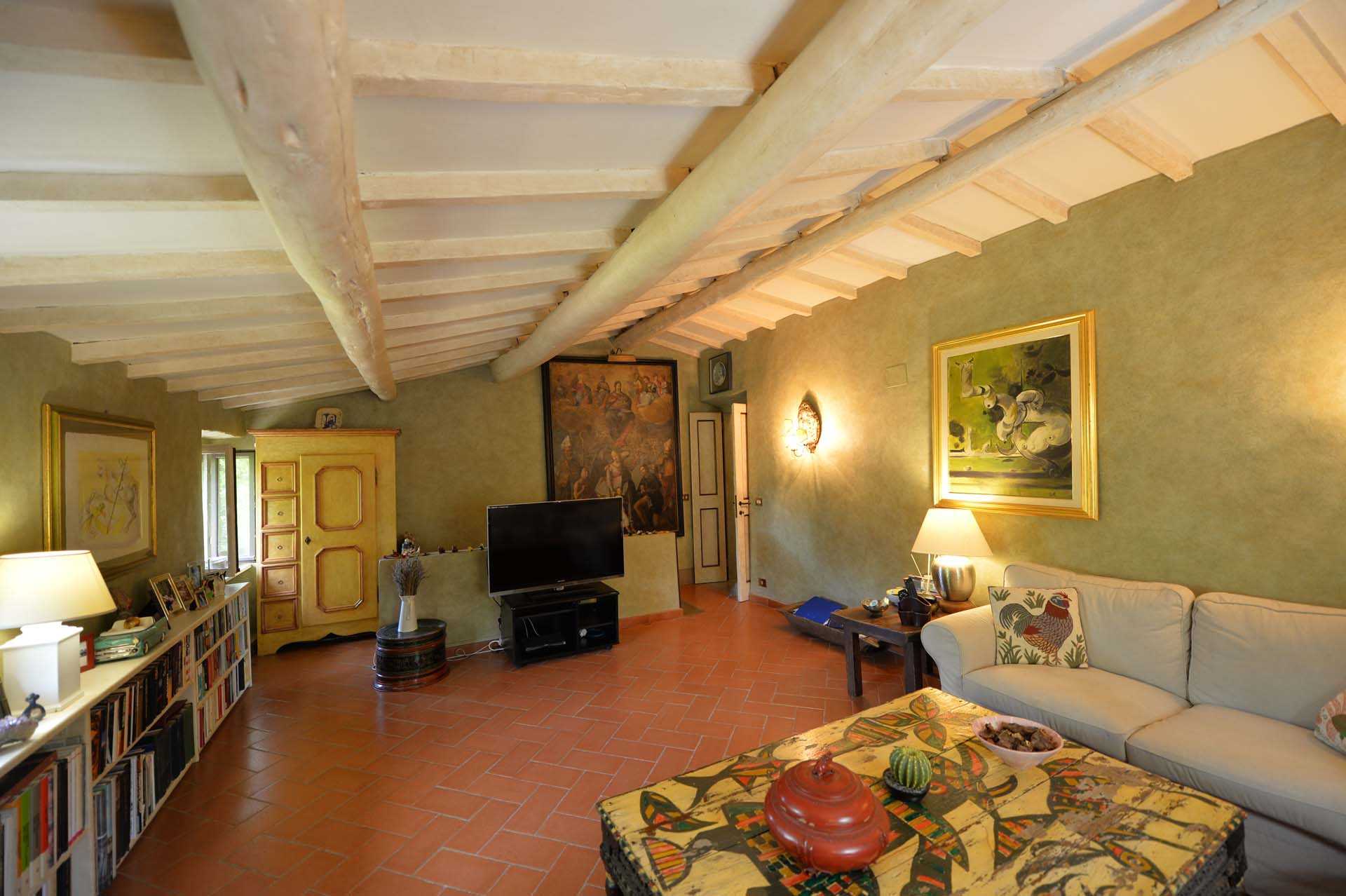 房子 在 Rufina, Toscana 10840394
