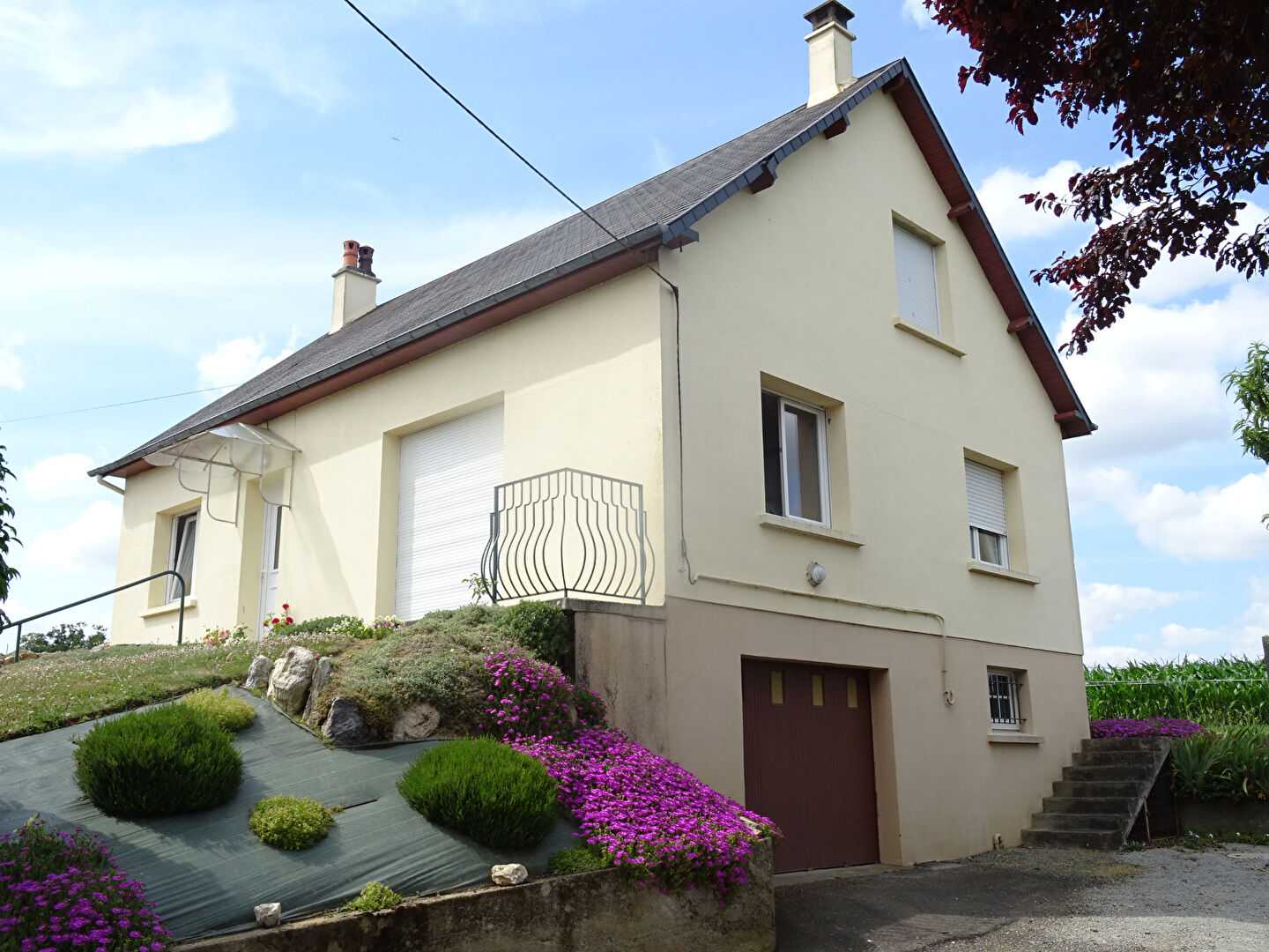 rumah dalam Saint-Hilaire-du-Harcouet, Normandie 10840647