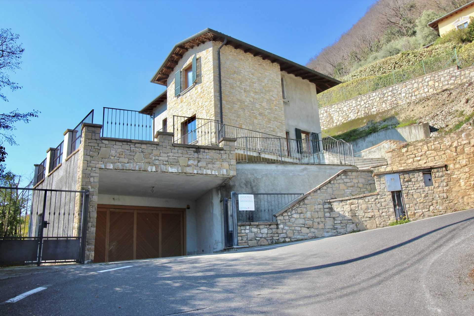 House in Paratico, Lombardy 10840872