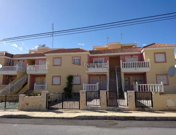Condominium in Orihuela, Valencia 10840910