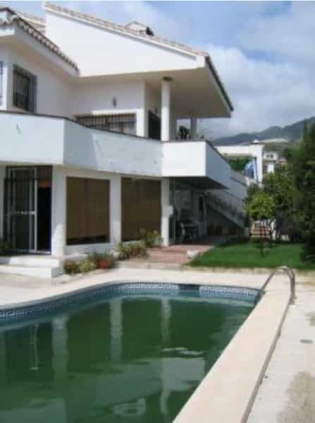 Casa nel Arroyo de la Miel, Andalusia 10841073