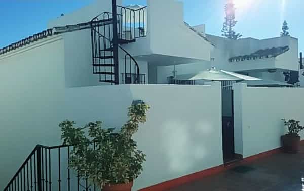 σπίτι σε Santa Fe de los Boliches, Ανδαλουσία 10841145