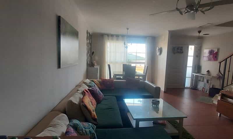 Talo sisään Ofra, Valencia 10841328