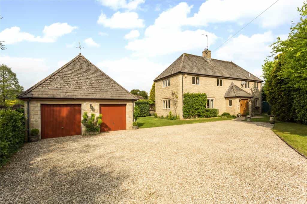 House in Temple Guiting, Gloucestershire 10841329